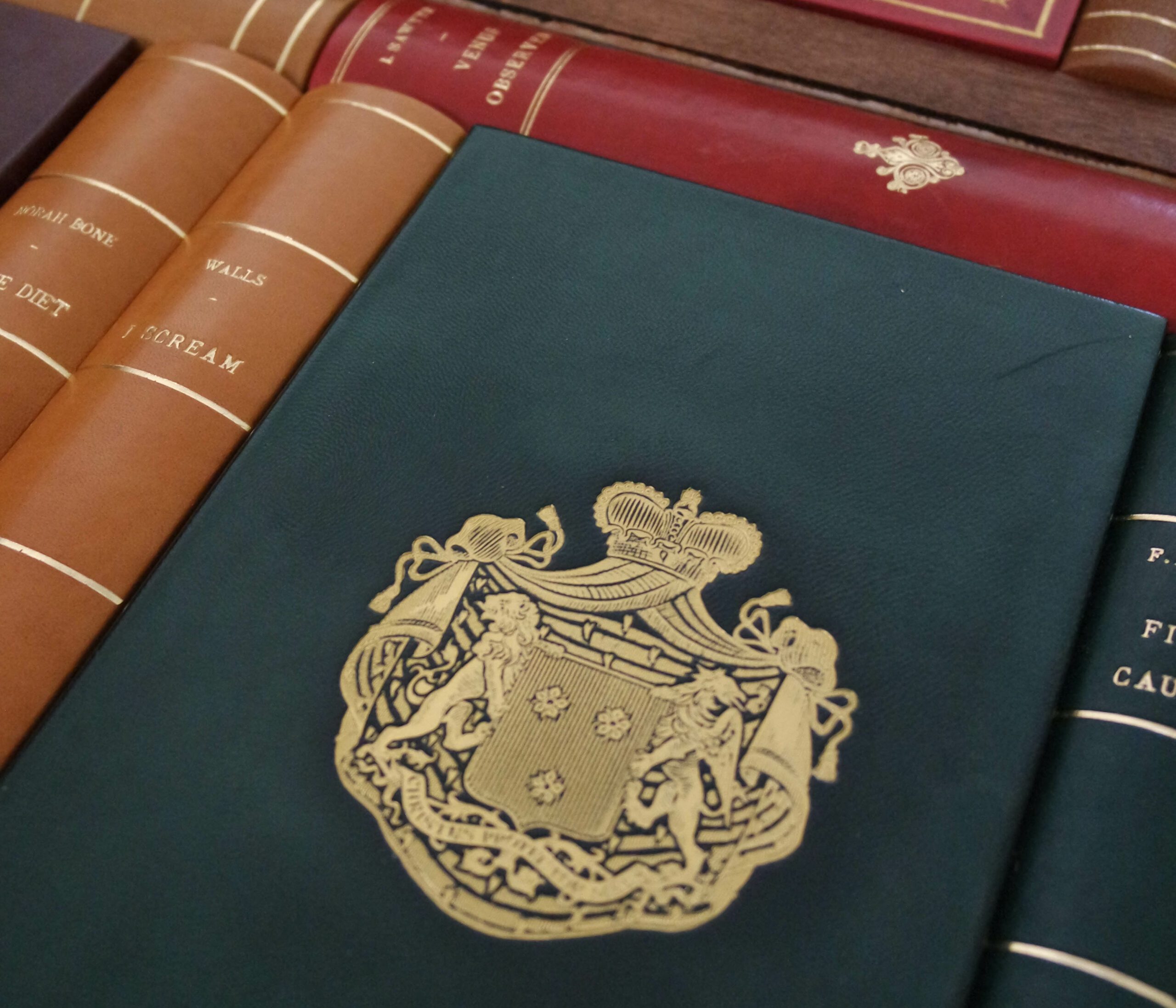Marquage doré sur livre